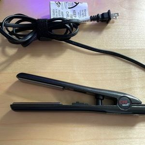 Chi travel hair straightener